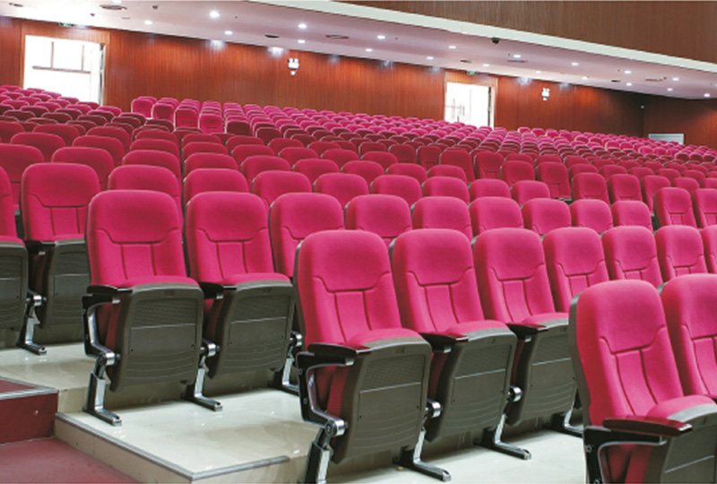 礼堂椅
