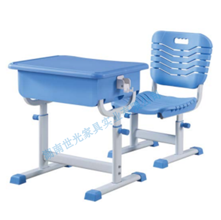 课桌椅定制打造校园独特风格